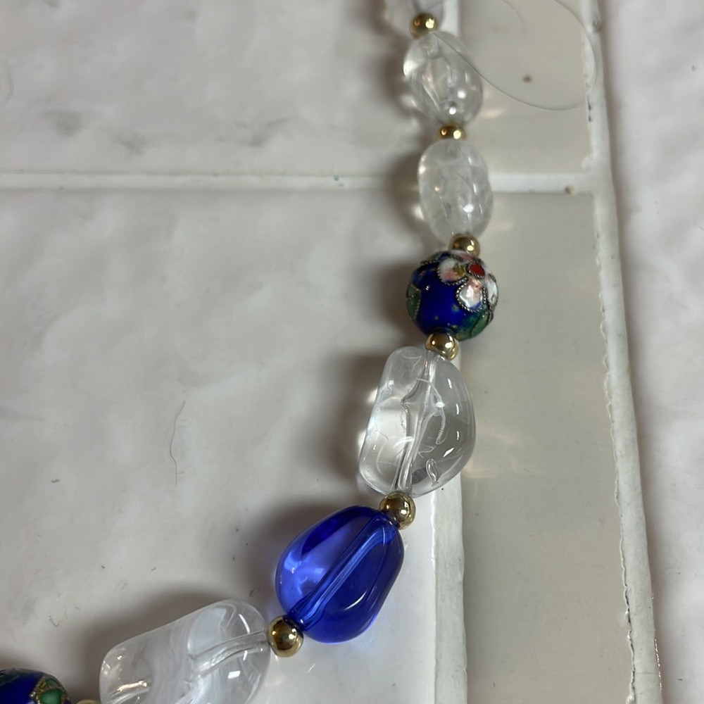 Fashion necklace - Picture 2 of 2